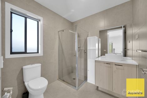 Property photo of 36 Stonefly Circuit Weir Views VIC 3338