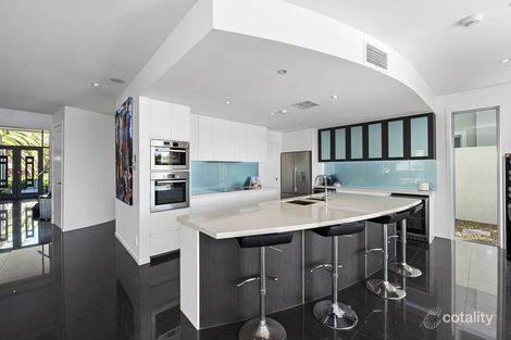 Property photo of 8069 Riverside Drive Hope Island QLD 4212