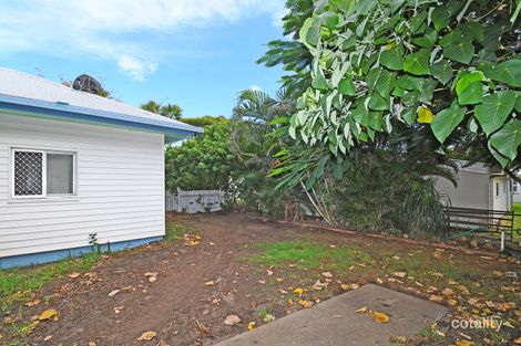 Property photo of 14 Elizabeth Street Urangan QLD 4655