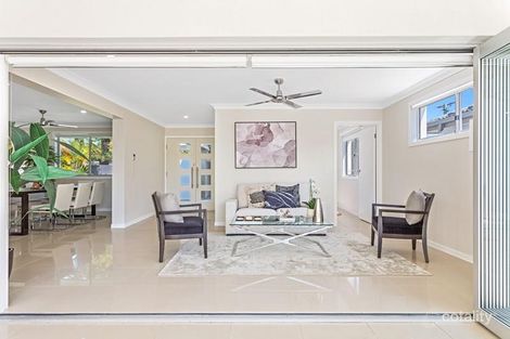Property photo of 13 Coogeen Street Bundall QLD 4217