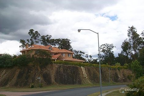 418 Bielby Rd, Kenmore Hills, QLD 4069