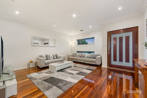 Property photo of 17 Sandarra Boulevard Sandhurst VIC 3977