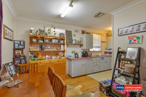 Property photo of 33 Kirkham Crescent Oxley Vale NSW 2340