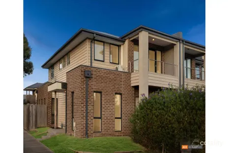 33 Chessington Dr, Williams Landing, VIC 3027
