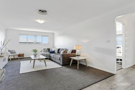 Property photo of 35 Grasshawk Drive Chisholm NSW 2322