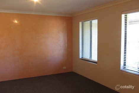 Property photo of 47 Coulterhand Circle Byford WA 6122
