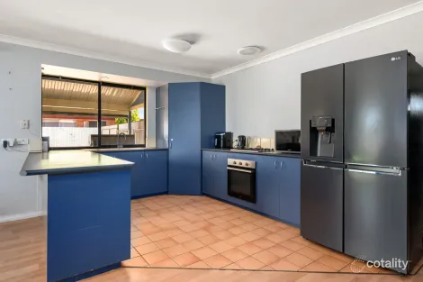 Property photo of 5 Sobota Street Somerville WA 6430