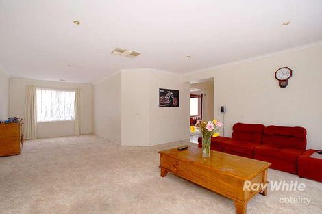 Property photo of 164 Sweeney Drive Narre Warren VIC 3805
