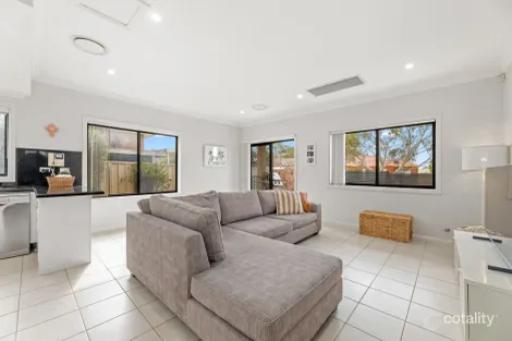 Property photo of 6/4-6 Combara Avenue Caringbah NSW 2229