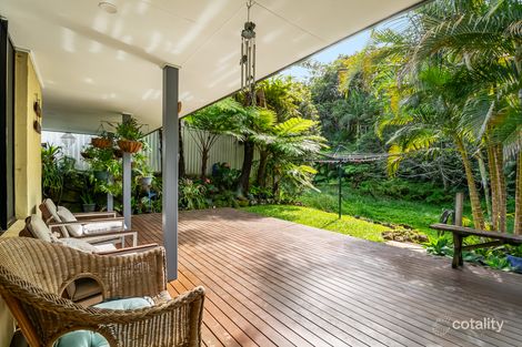 Property photo of 4 Red Bean Close Suffolk Park NSW 2481