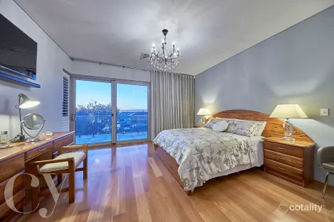 Property photo of 37 Caledonia Loop North Coogee WA 6163