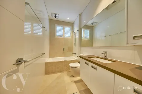 Property photo of 37 Caledonia Loop North Coogee WA 6163