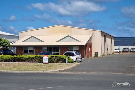 18 Gibbons Rd, Davenport, WA 6230