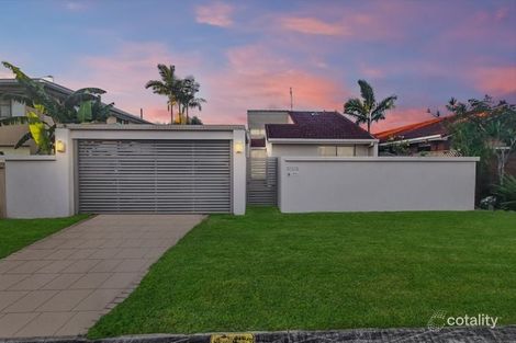 4 Ayrshire Ave, Benowa, QLD 4217