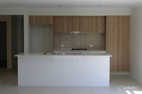 8 Balla Balla Cres, Ormeau Hills, QLD 4208