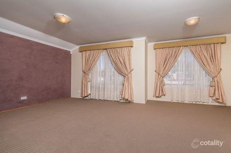 Property photo of 2 Faranda Close Hocking WA 6065