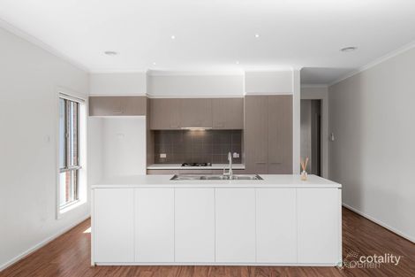 Property photo of 82 Springhill Drive Cranbourne VIC 3977