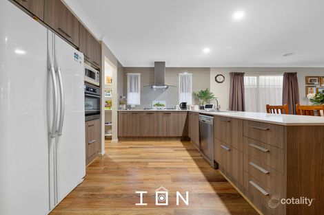 Property photo of 46 Moxham Drive Clyde North VIC 3978