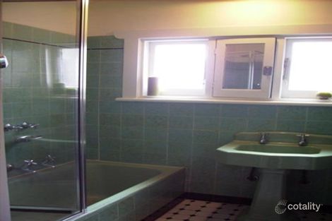 Property photo of 48 Upland Road Strathmore VIC 3041