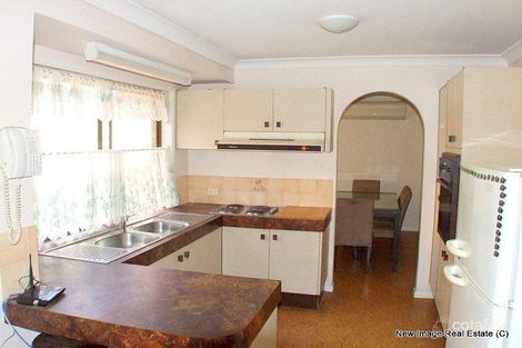 Property photo of 5 Centaurus Crescent Regents Park QLD 4118