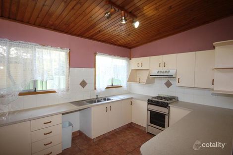 Property photo of 34 Boronia Avenue Woy Woy NSW 2256