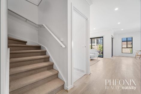 Property photo of 14 Wenachee Street Tarneit VIC 3029