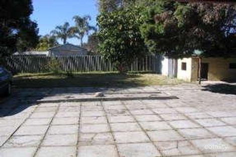 Property photo of 15 Ravenhill Road Thornlie WA 6108