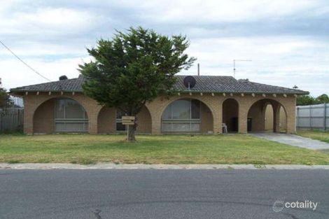 42 Whitfield Dr, Two Rocks, WA 6037