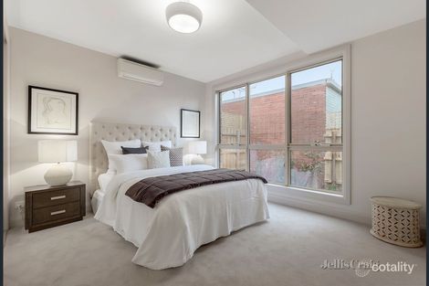 Property photo of 2/19 Hillard Street Malvern East VIC 3145