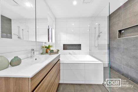 Property photo of 258 Childs Road Mill Park VIC 3082