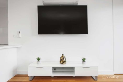 Property photo of 4/365 Hawthorn Road Caulfield South VIC 3162