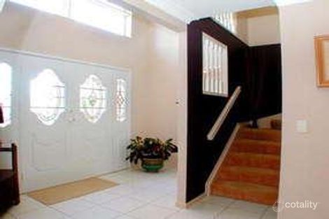 Property photo of 73 Ingluna Circuit Eight Mile Plains QLD 4113