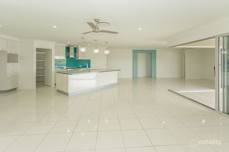 Property photo of 16 Kerrisdale Crescent Beaconsfield QLD 4740