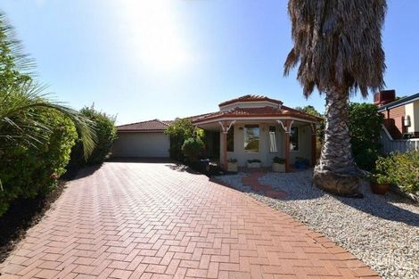 54 Combewood Loop, Carramar, WA 6031