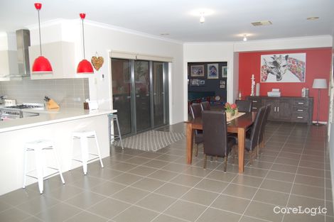 Property photo of 11 Kiewa Court Whittlesea VIC 3757