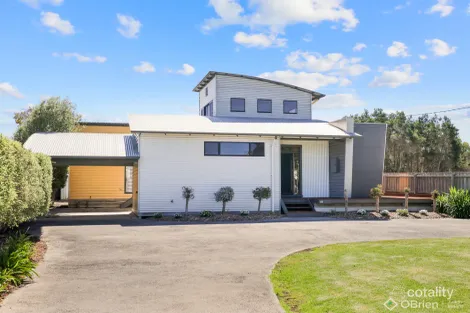 Property photo of 18 Golden Court Sunset Strip VIC 3922