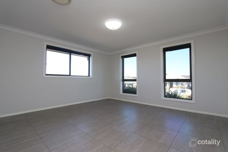 Property photo of 71B Mewburn Drive Goulburn NSW 2580