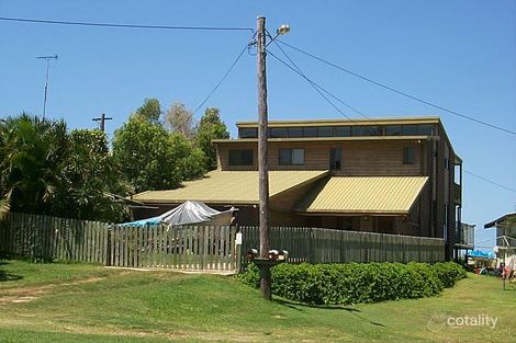 Property photo of 6 Ocean Street Tannum Sands QLD 4680