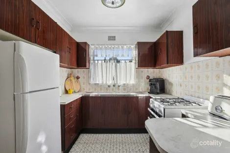Property photo of 31 Phillip Street Roselands NSW 2196
