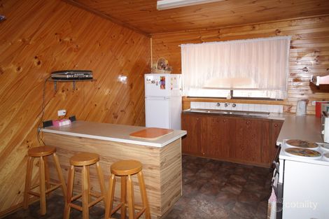 Property photo of 18 Valley Fair Rise Macs Cove VIC 3723