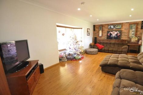 Property photo of 16 Mackay Drive Dubbo NSW 2830
