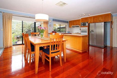 Property photo of 12 Miles Close Mill Park VIC 3082