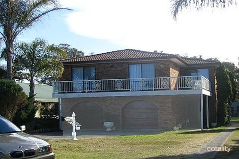 25 Greenacre Ave, Lake Munmorah, NSW 2259