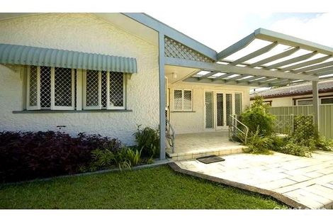 Property photo of 34 Ernest Street Labrador QLD 4215