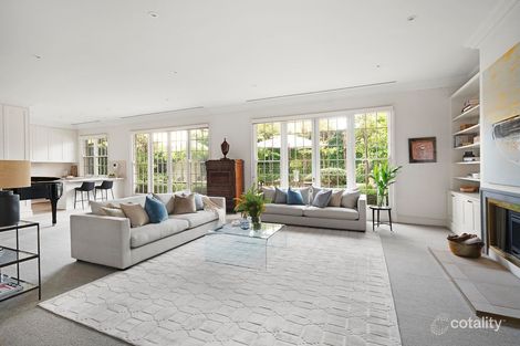 Property photo of 1/3 Huntingfield Road Toorak VIC 3142