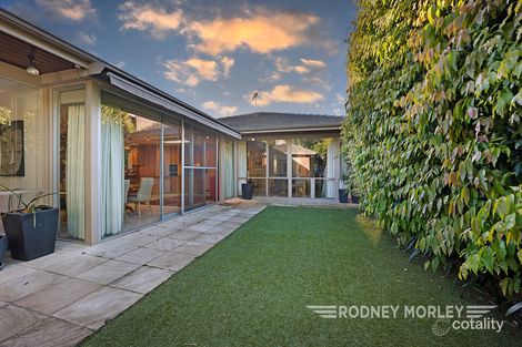 Property photo of 20 Findon Avenue Caulfield North VIC 3161
