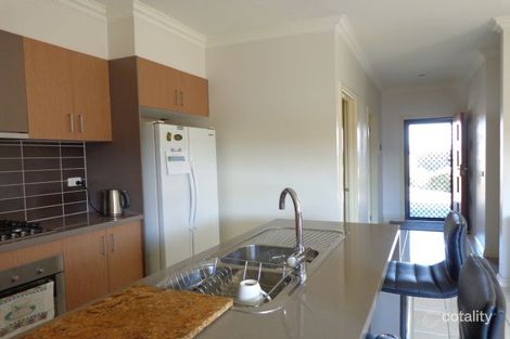 Property photo of 66 Serenity Way South Morang VIC 3752