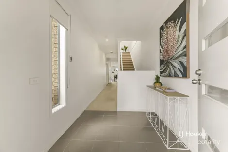 Property photo of 89 Broadbeach Circuit Point Cook VIC 3030