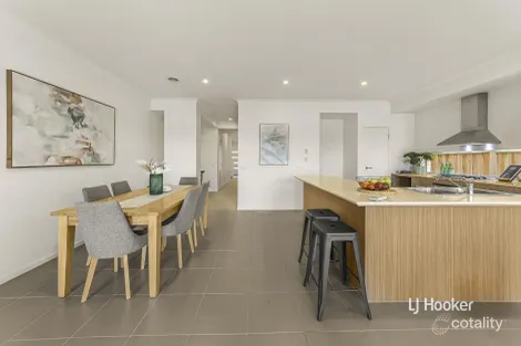 Property photo of 89 Broadbeach Circuit Point Cook VIC 3030