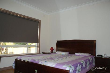 Property photo of 1/10 Kurrajong Avenue Glen Waverley VIC 3150